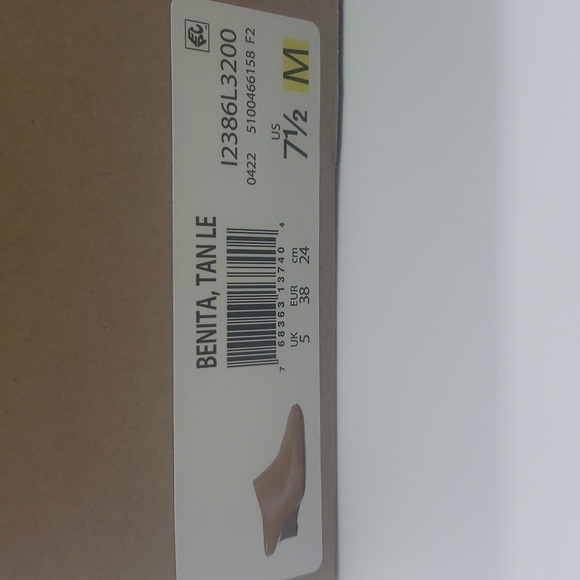 1433- Vince Benita Women's Mules Genuine Leather Size 7.5 M Tan Color NWT - Picture 5 of 10